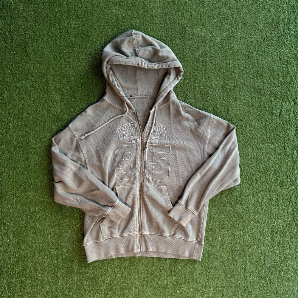 New York 95 Zip-Up Hoodie